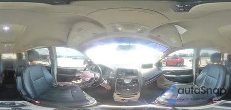 2015 Chrysler Town & Country Touring z USA, uszkodzony, nr VIN 2C4RC1BG7FR577363